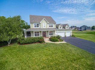 5989 Fields Dr, Yorkville, IL 60560