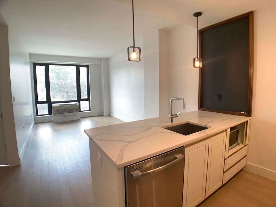 1st image of 571 4th Ave #3L