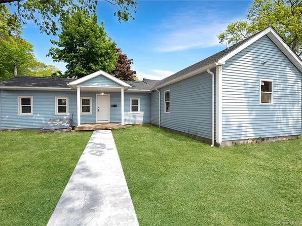 92 Manila Street, Watertown, CT 06779