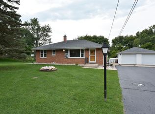 40850 N Forest View Rd, Wadsworth, IL 60083