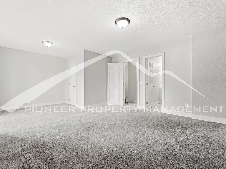 1827 Quail St #10 — Photo 18