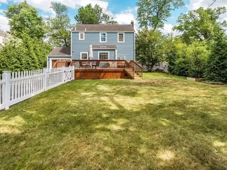 480 S Livingston Ave — Photo 25