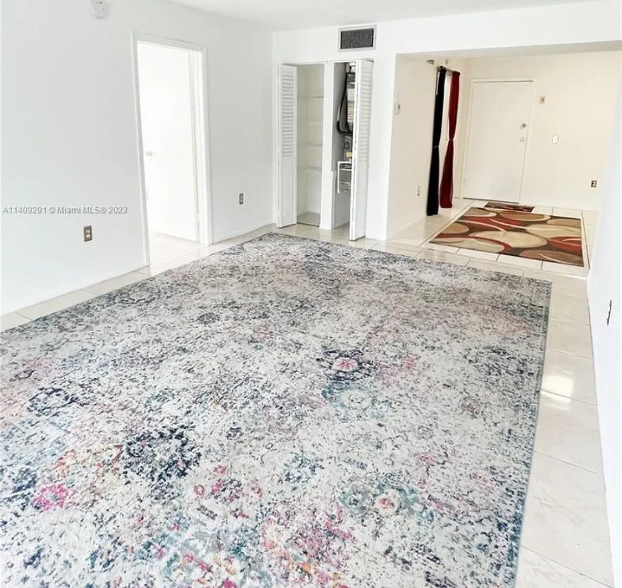 1 bed, 1080 sqft, $925 — Photo 4