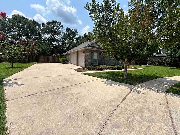 4th image of 1324 Soaring Blvd