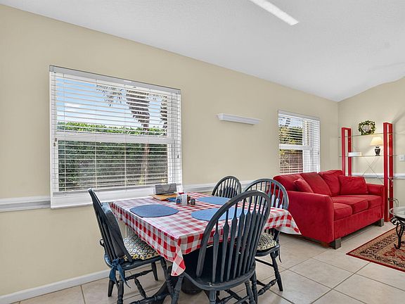 5th image of 13030 Hampton Lakes Circle