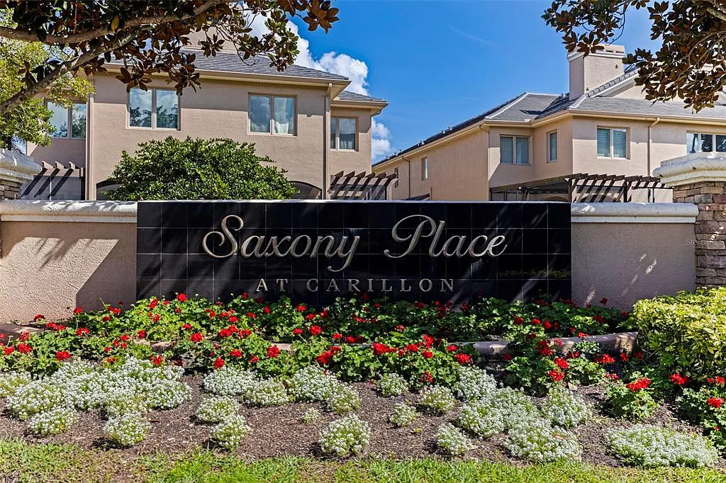 3 bed, 3.5 bath, 2942 sqft, $4,500 — Photo 3