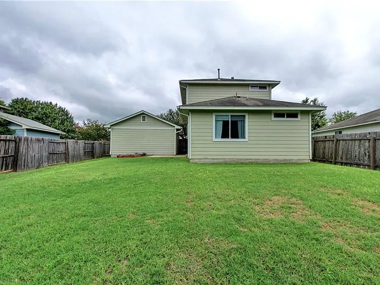 13905 Briarcreek Loop — Photo 23