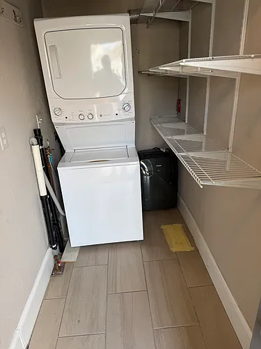 19 Main St #1A Photo 1