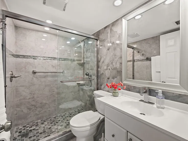 2763 Woodgate Ln #301 — Photo 13