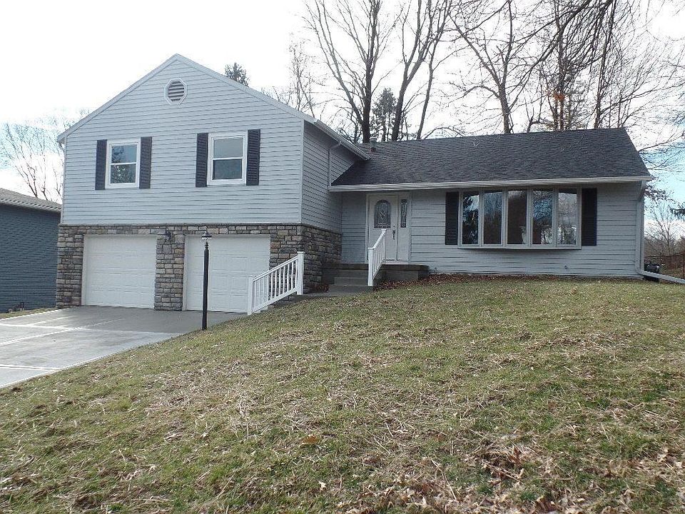 1st image of 1745 Stonewall Dr