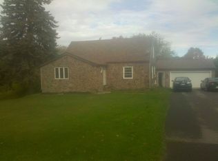 6670 Gartman Rd, Orchard Park, NY