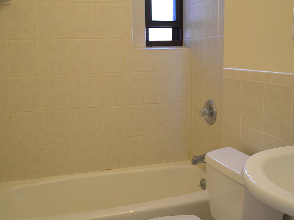 2nd image of 115 Montague St APT 2D