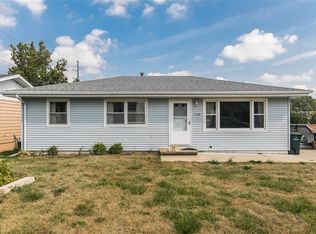 1748 E Ave NW, Cedar Rapids, IA 52405