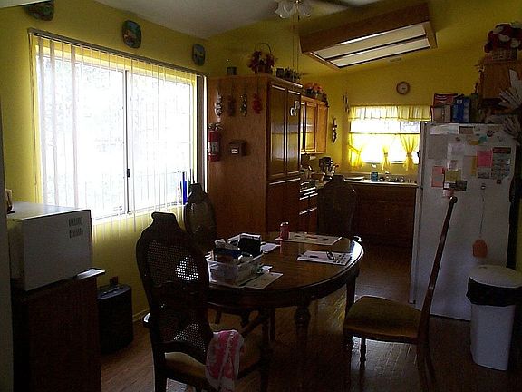 4th image of 25098 Jutland Dr