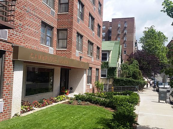 3rd image of 3235 Cambridge Ave #Lj/lk