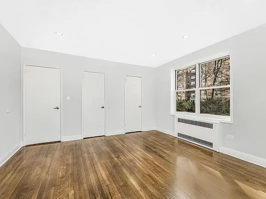 Rented by EZ Premier Realty | media 19