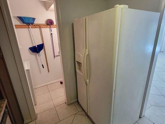 4th image of 7613 Nacido Ct