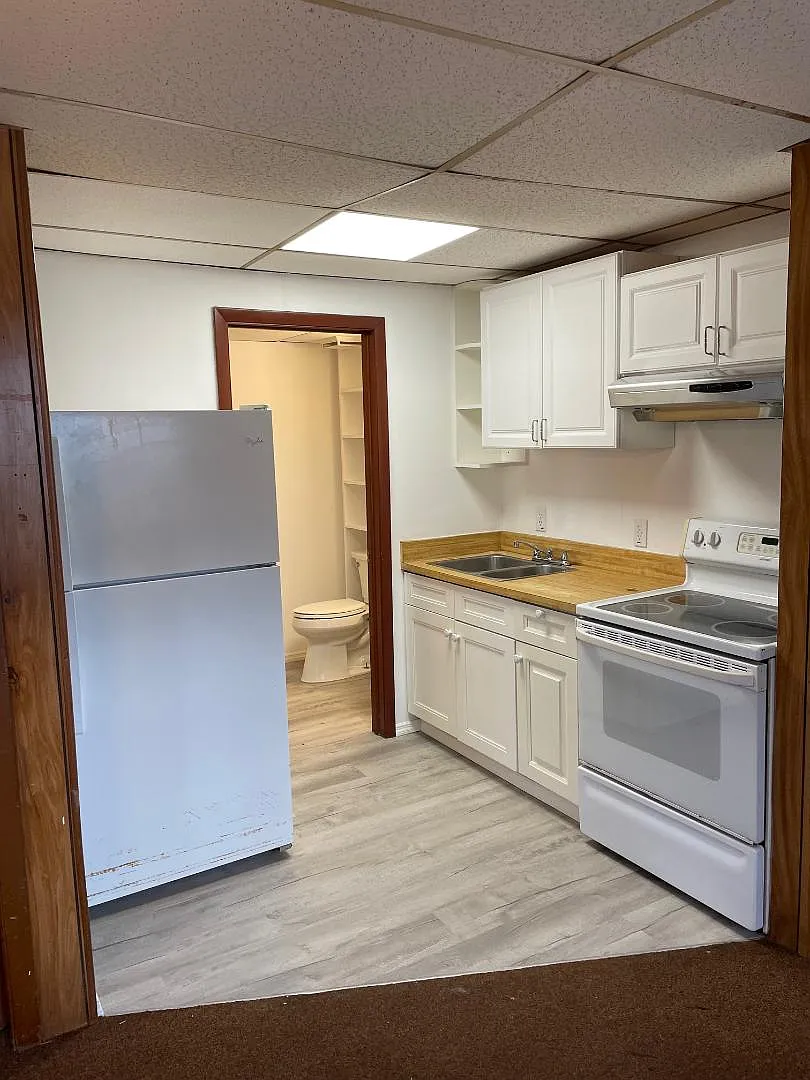 509 Center Rd - #2 — Photo 4