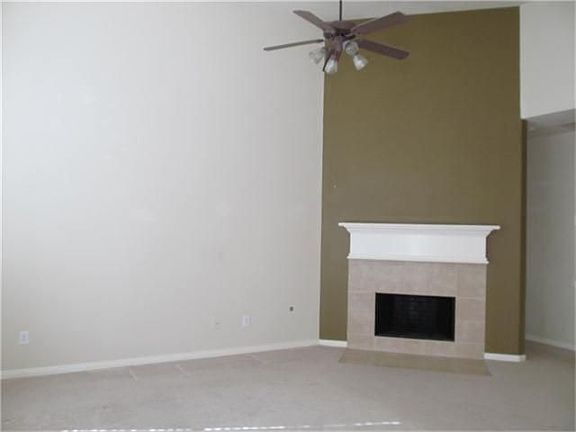4th image of 4810 Emerald Bay Cir