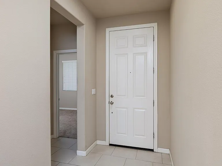 3720 Griffith Ave — Photo 5