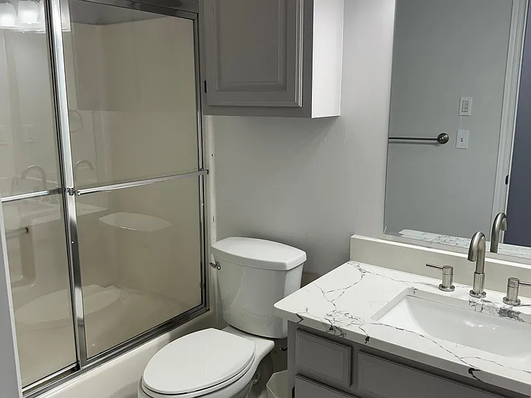 3731 Riverside Dr — Photo 10