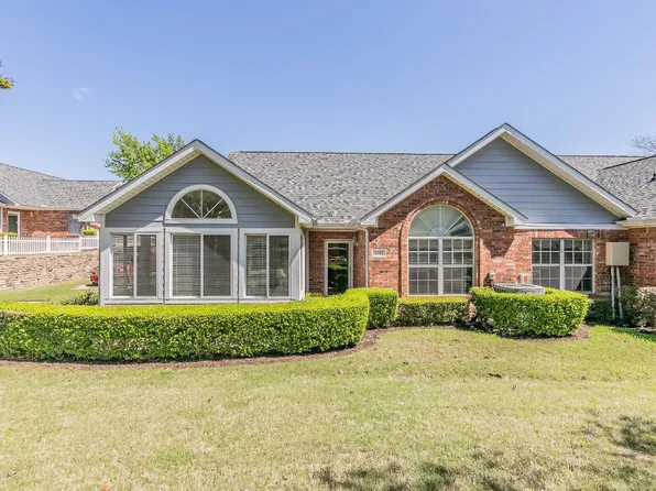 2222 Field Ln, Bedford, TX 76021