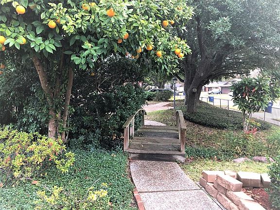 3rd image of 5103 Gladeside Dr