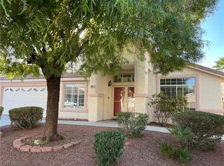 825 Roaring Falls Ave, Henderson, NV 89052