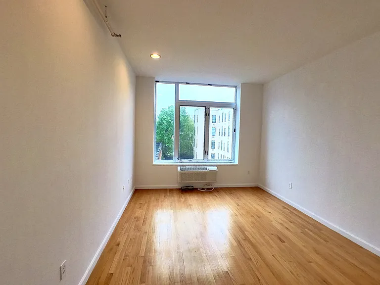 97 Grand Ave #5B — Photo 6