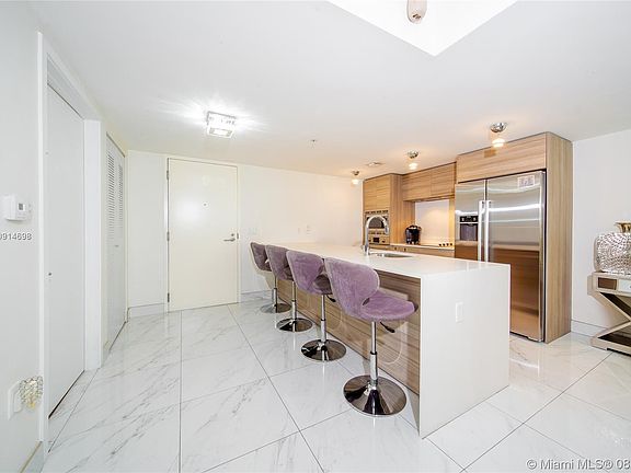 3rd image of 6620 Indian Creek Dr #107