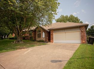 3551 E Lombard St, Springfield, MO 65809