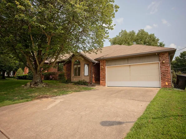 3551 E Lombard Street, Springfield, MO 65809