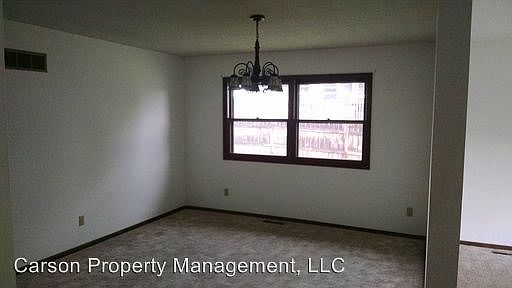 3rd image of 1723 Cedar Crest Dr