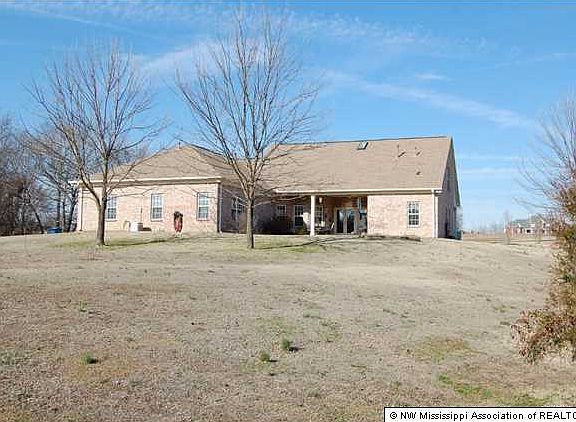 5th image of 217 Autumn Oaks Dr