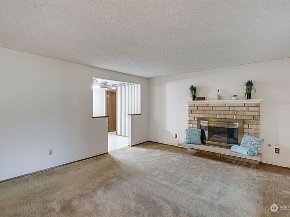 3rd image of 15115 110th Avenue NE