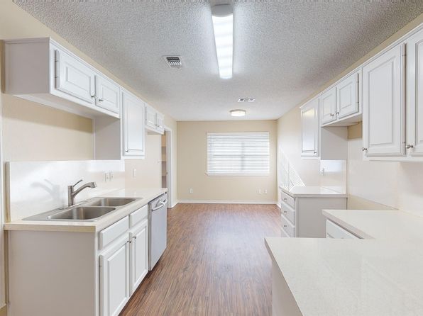 411 N Business Highway 78 #B
