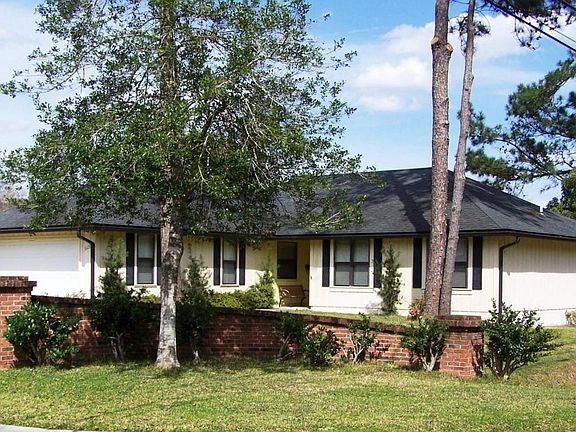 2nd image of 5125 Pebble Isle Dr