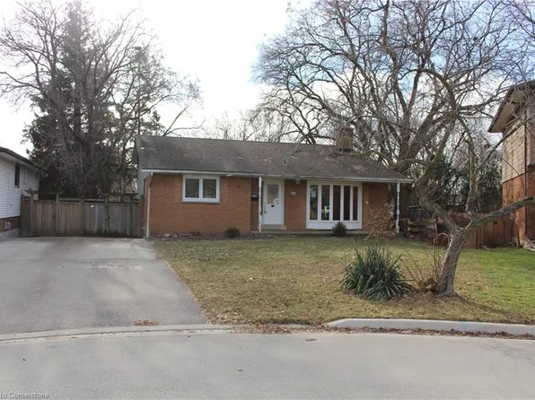 664 Chestnut Pl, Burlington, ON L7N 3E8