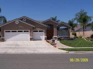 1026 Salem Dr, Corona, CA 92881