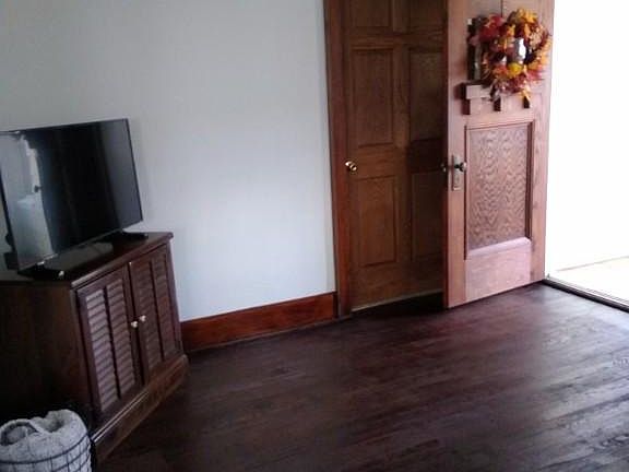4th image of 2134 7th St
