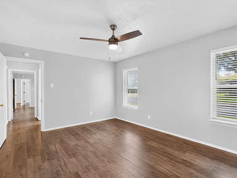 11143 Joymeadow Dr — Photo 25