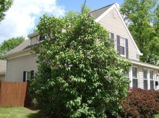 102 Main St, Hopkinton, MA 01748