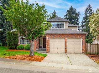 902 52nd St SE, Auburn, WA 98092