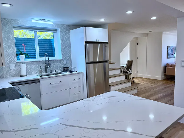 3851 Paseo Del Prado — Photo 7