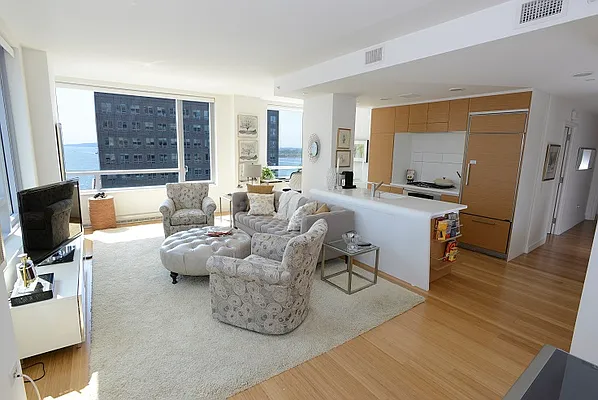 Sold by Battery Park Realty | media 3