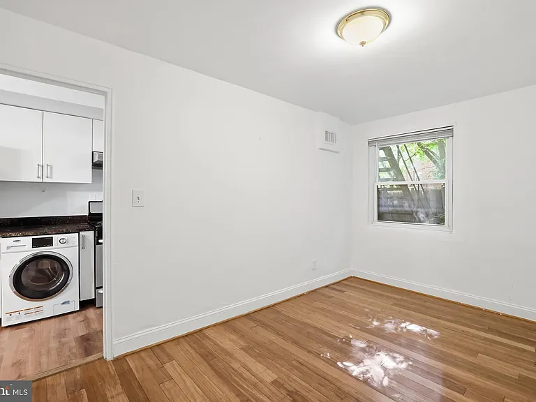 1701 Montello Ave NE #B — Photo 14