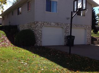 1011 Heindl Ln, Marathon, WI 54448