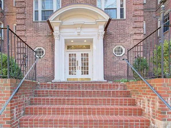 117-01 Park Ln S #D5k, Kew Gardens, NY 11415