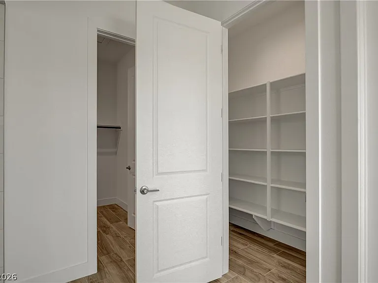 11803 Giroma Ave — Photo 25