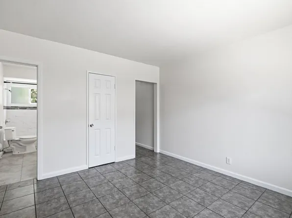 7101 Rugby Ave, 7101 Rugby Ave #E, Huntington Park, CA 90255